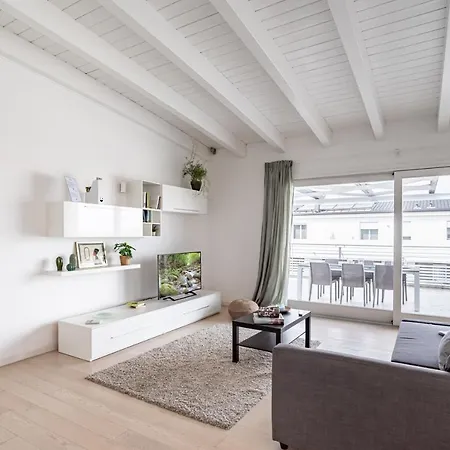 Padova Con Terrazzo X7! شقة